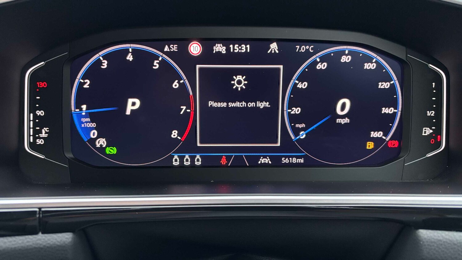 Used Volkswagen T-Roc for sale - 77860751: Photo 11