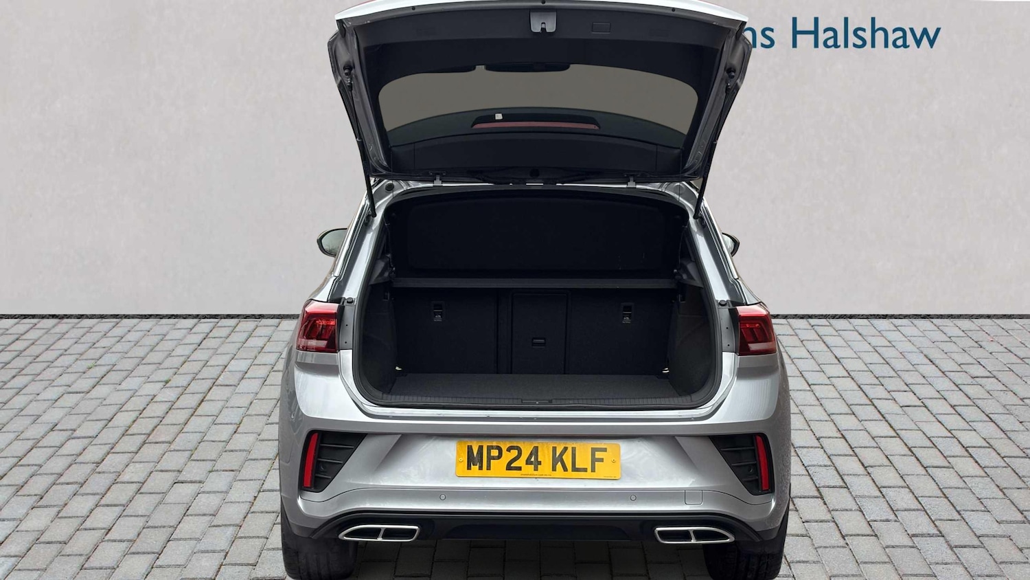 Used Volkswagen T-Roc for sale - 77860751: Photo 4