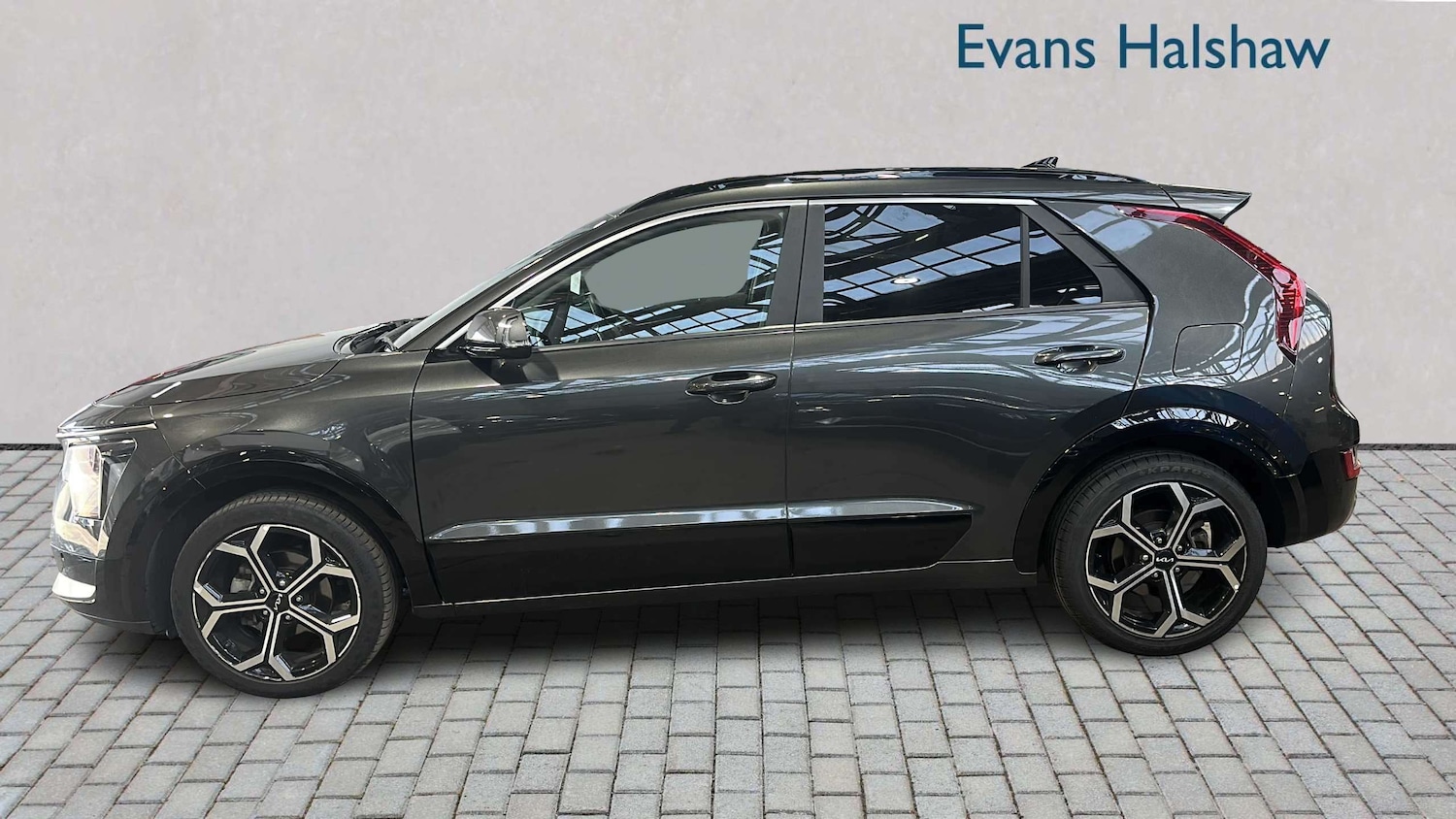 Used Kia Niro 2023 for sale - 77960990: Photo 3