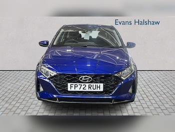 Used Hyundai i20 2022 for sale - 79390642: Photo