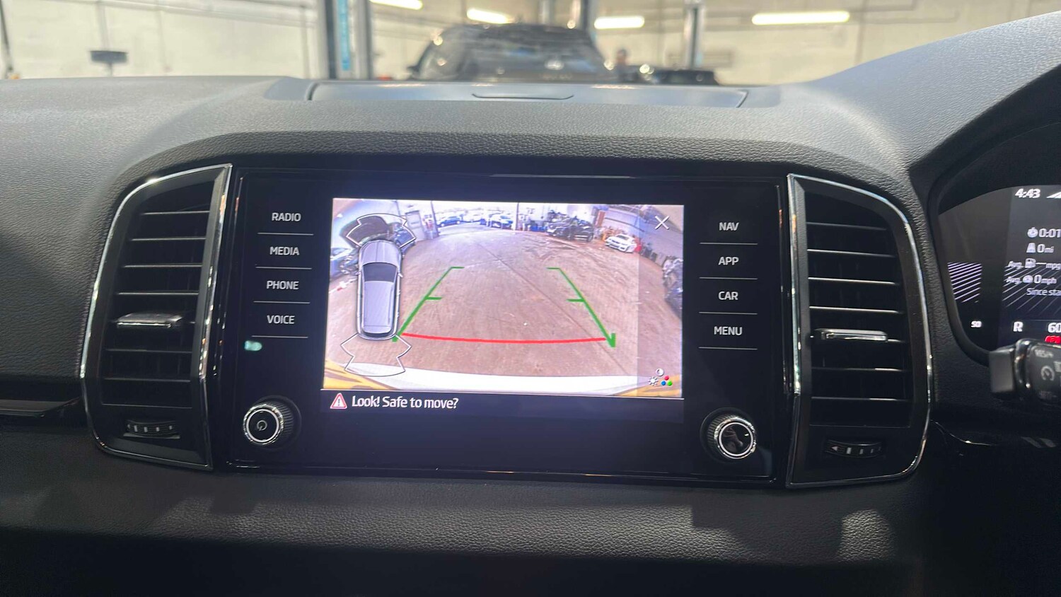 Used Skoda Karoq for sale - 77859387: Photo 11