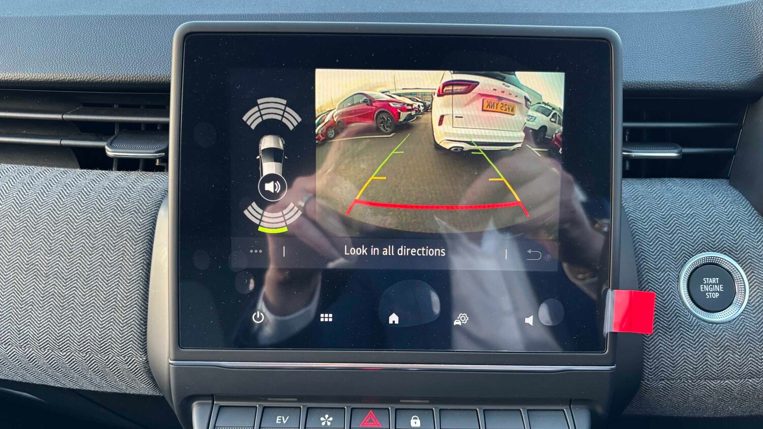 Used Renault Clio 2025 for sale - 77857920: Photo 28