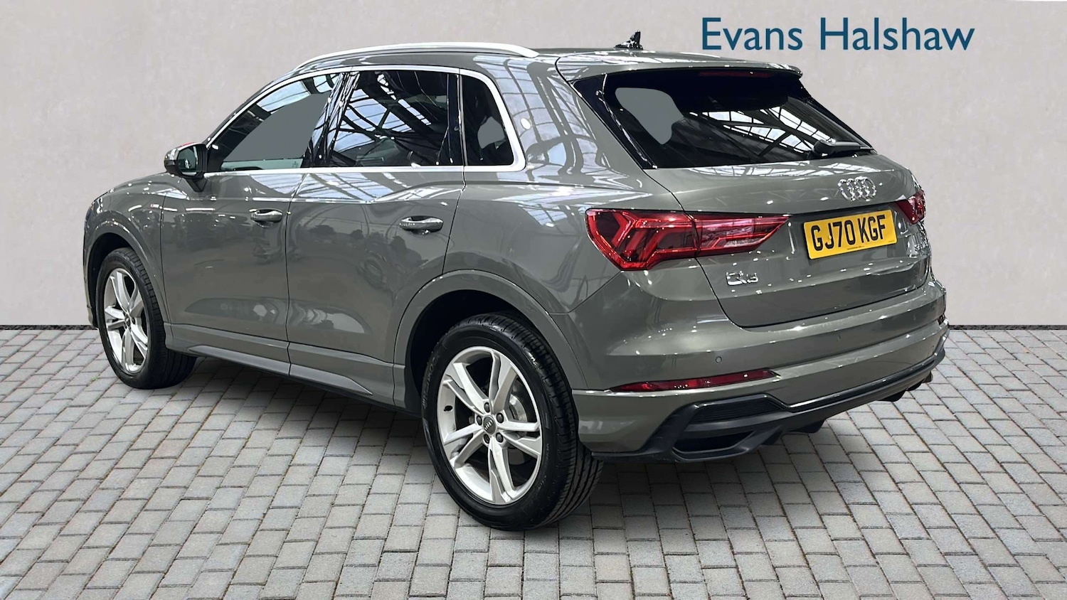 Used Audi Q3 for sale - 77861011: Photo 2