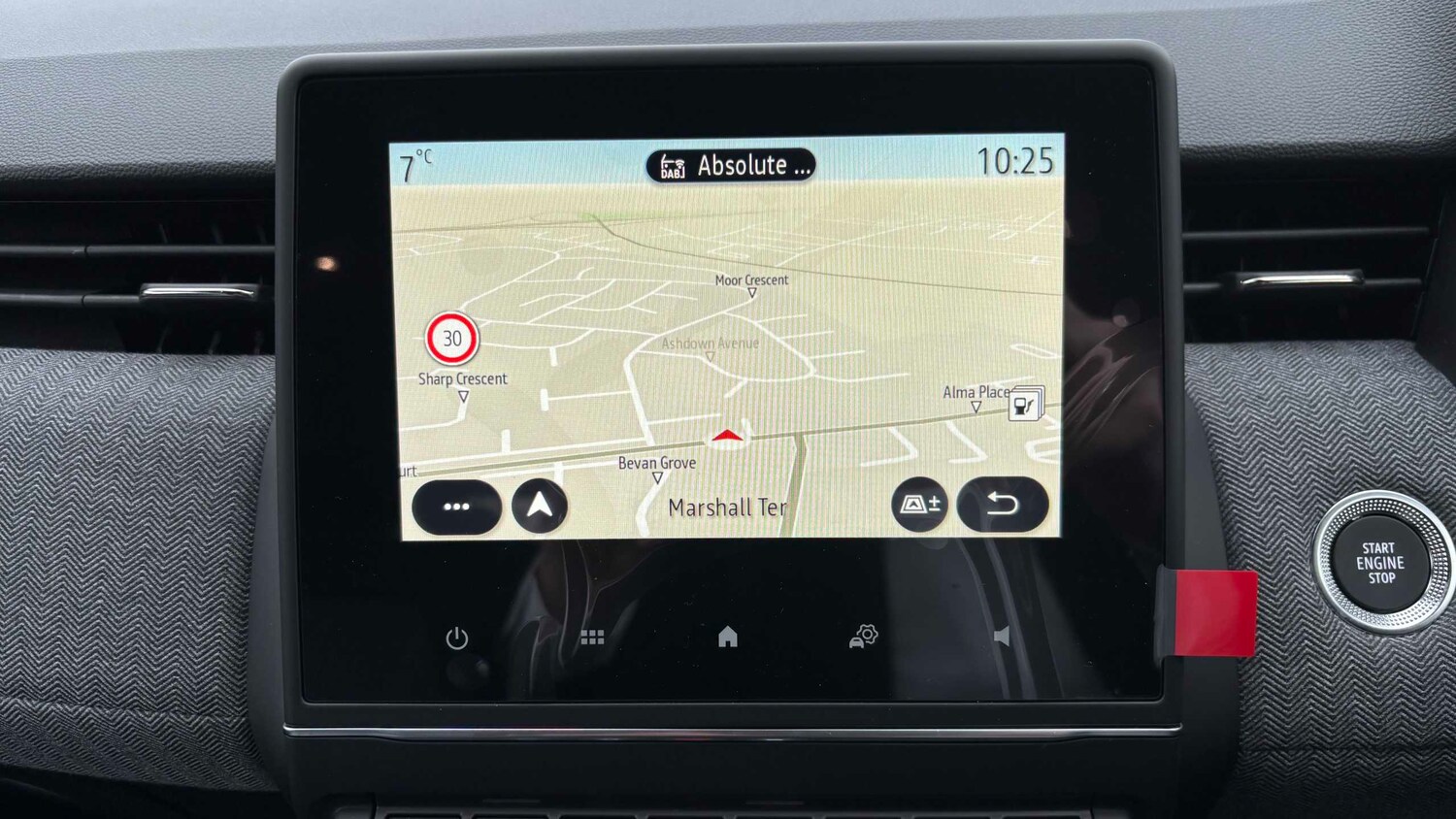 Used Renault Clio for sale - 77862210: Photo 30