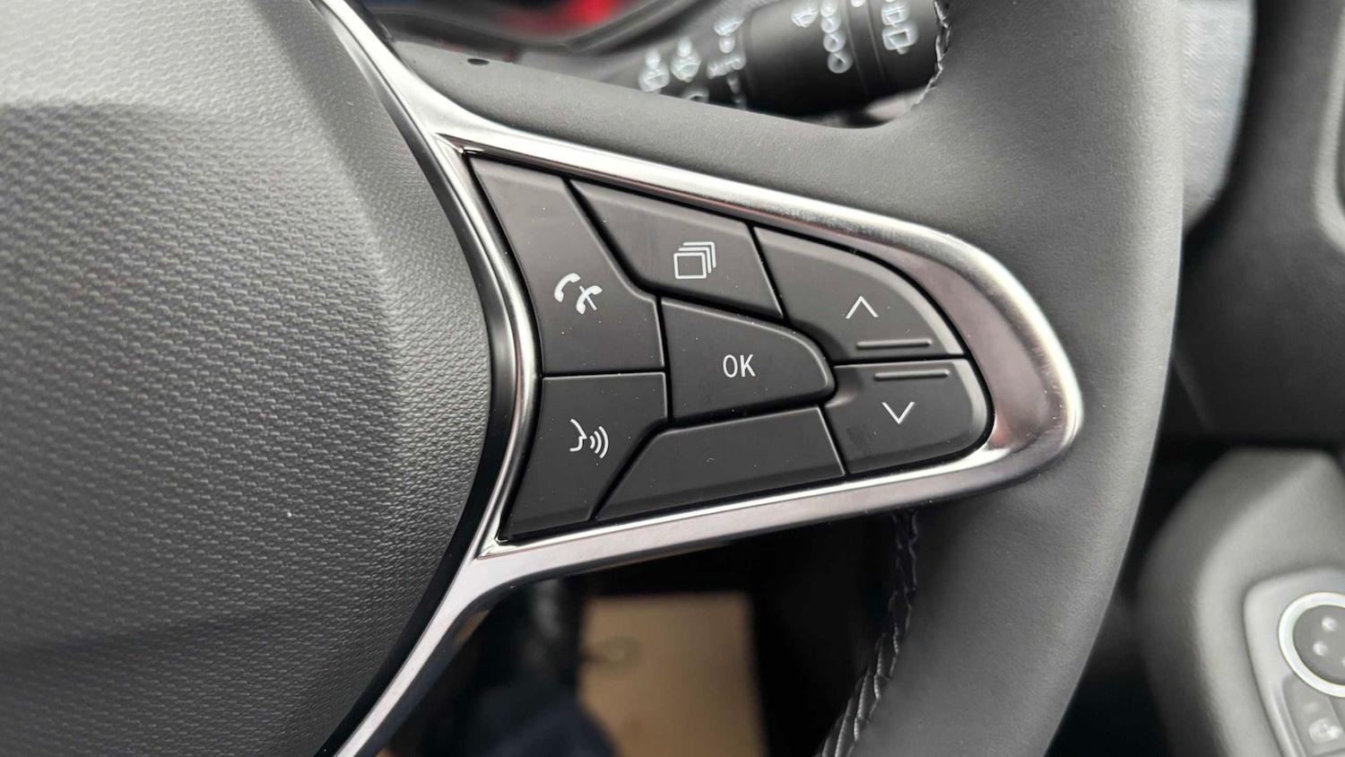 Used Renault Clio for sale - 77862210: Photo 9