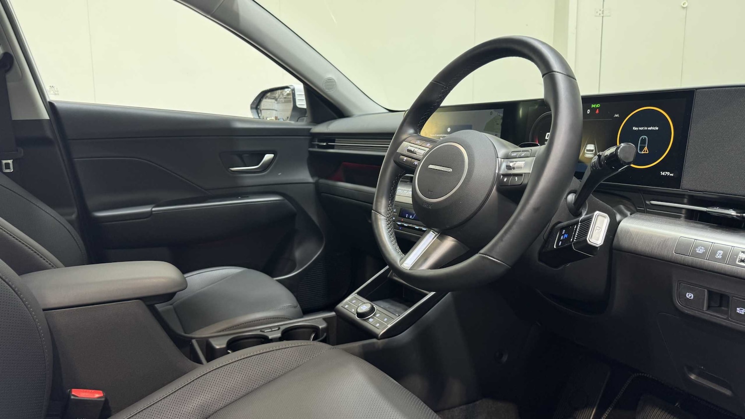 Used Hyundai KONA 2025 for sale - 77856960: Photo 11