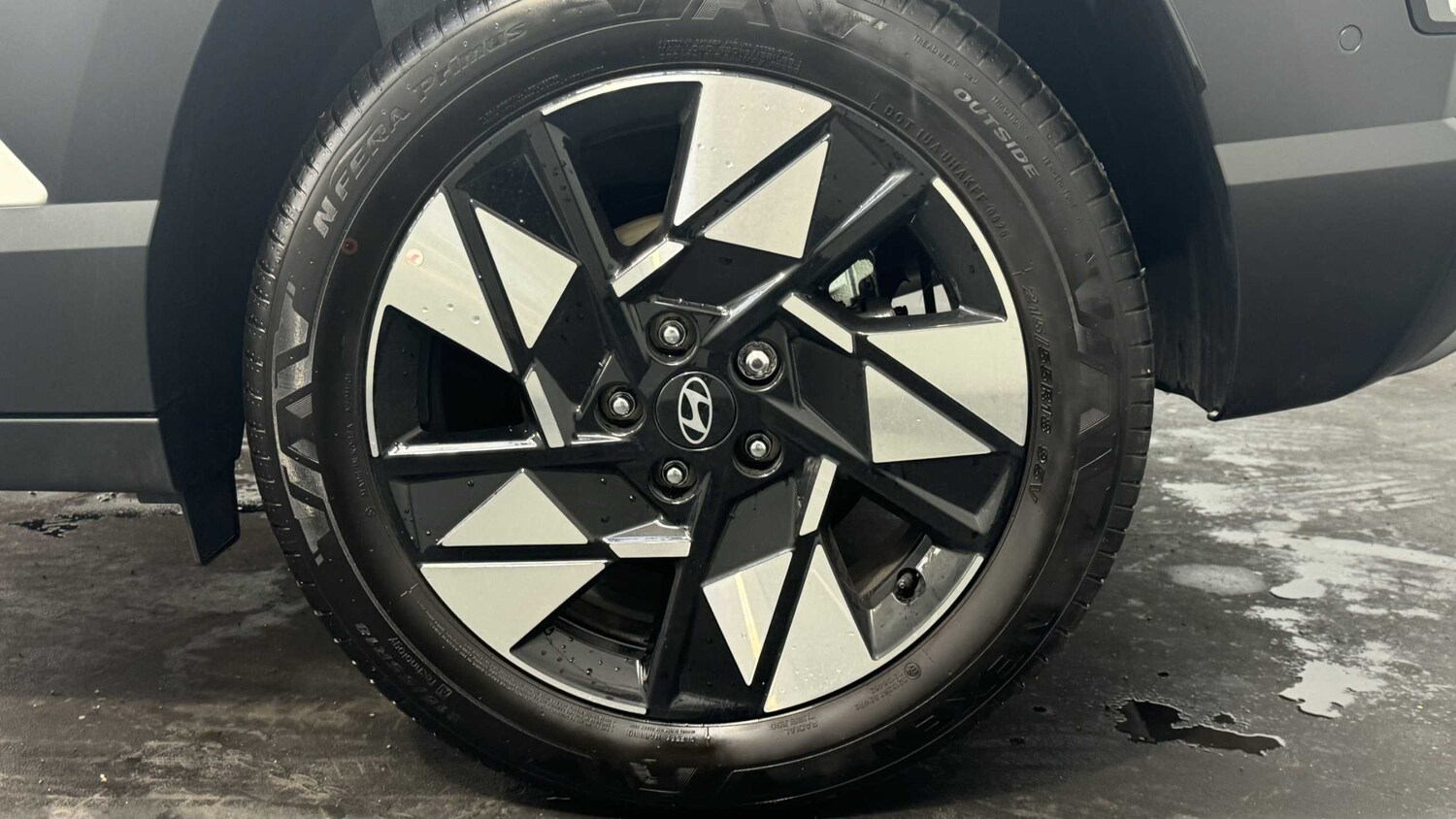 Used Hyundai KONA 2025 for sale - 77856960: Photo 29