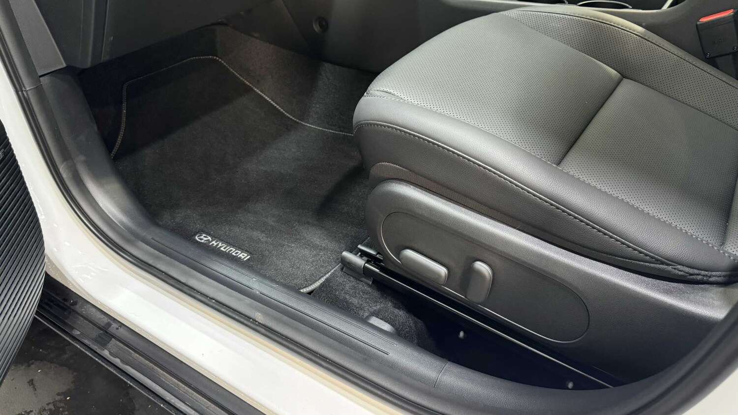 Used Hyundai KONA 2025 for sale - 77856960: Photo 35