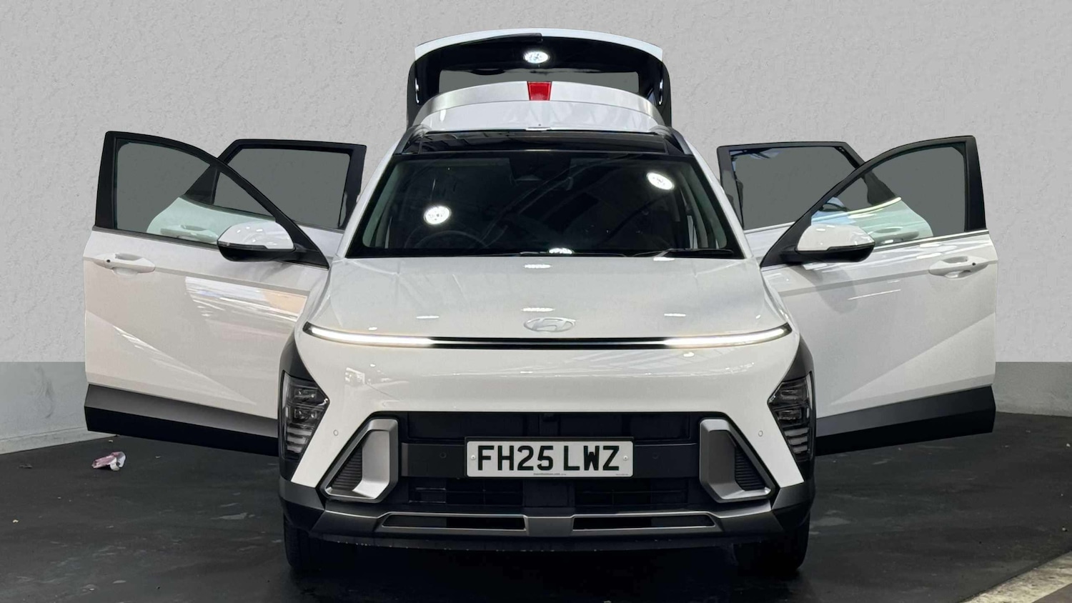 Used Hyundai KONA 2025 for sale - 77856960: Photo 4