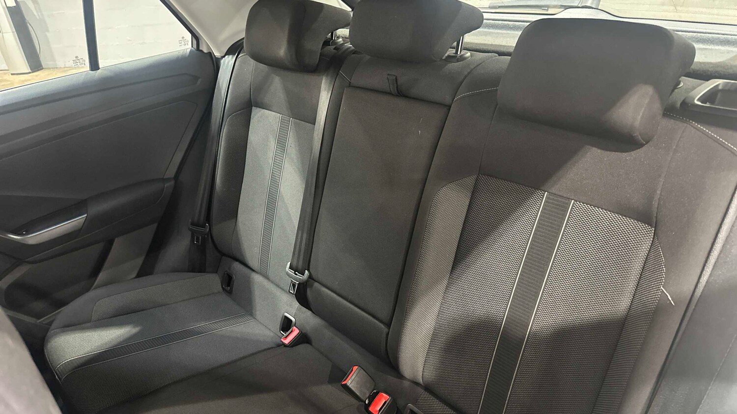 Used Volkswagen T-Roc for sale - 77859877: Photo 14