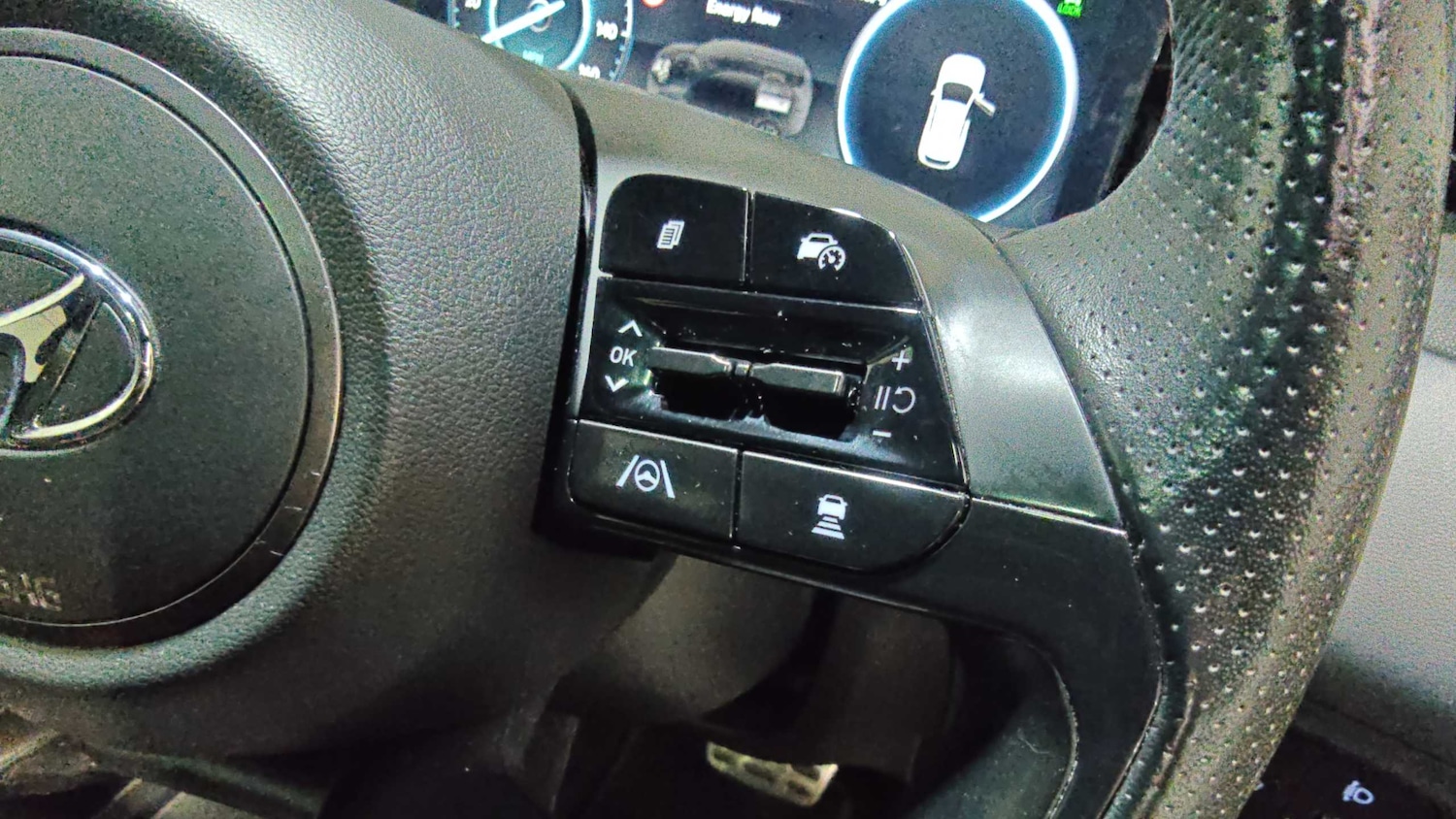 Used Hyundai TUCSON for sale - 77860598: Photo 18