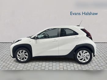 Used Toyota Aygo X 2023 for sale - 79702414: Photo
