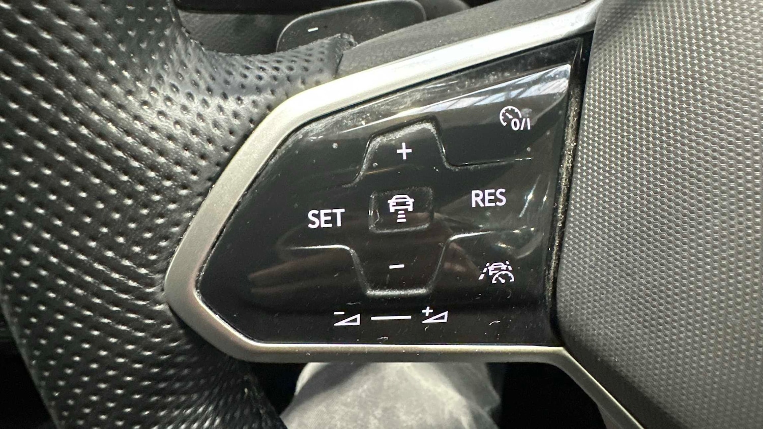 Used Volkswagen Tiguan 2020 for sale - 77859222: Photo 15