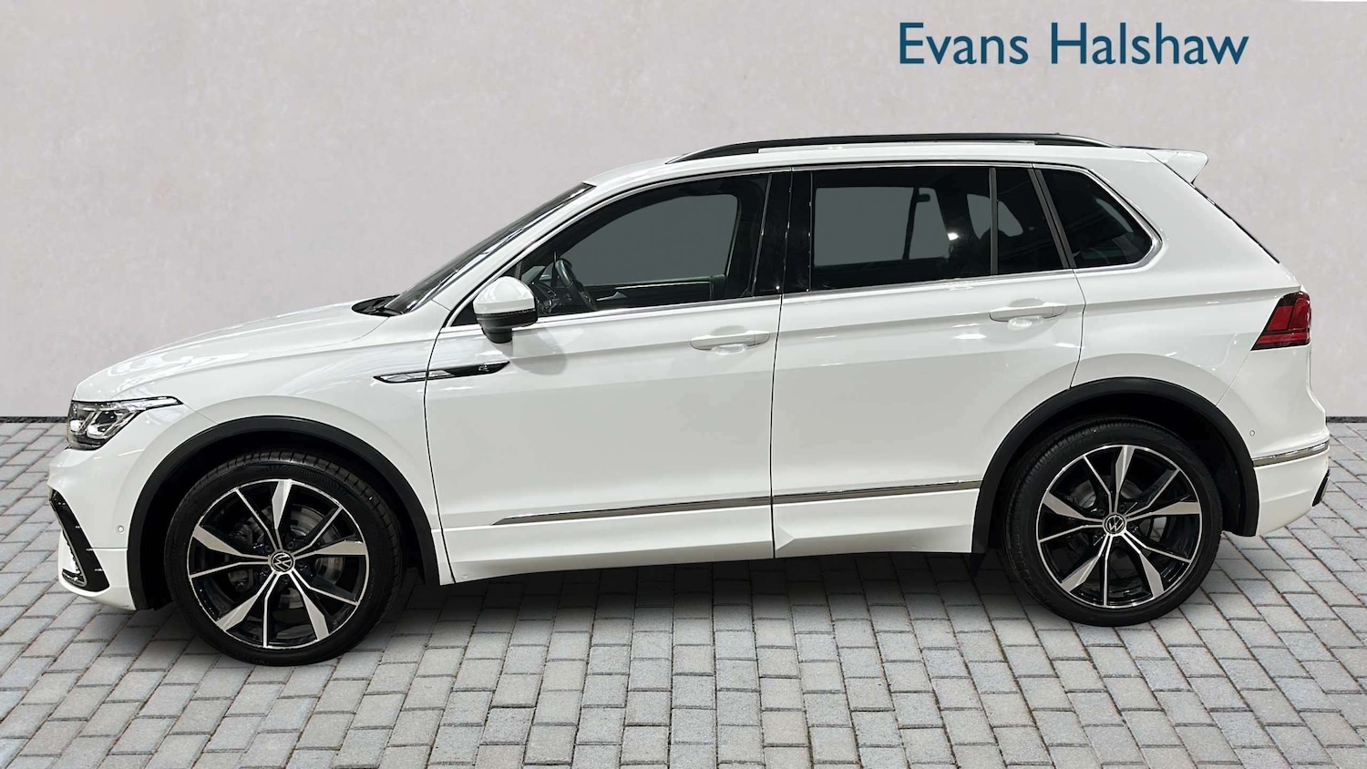 Used Volkswagen Tiguan 2020 for sale - 77859222: Photo 3