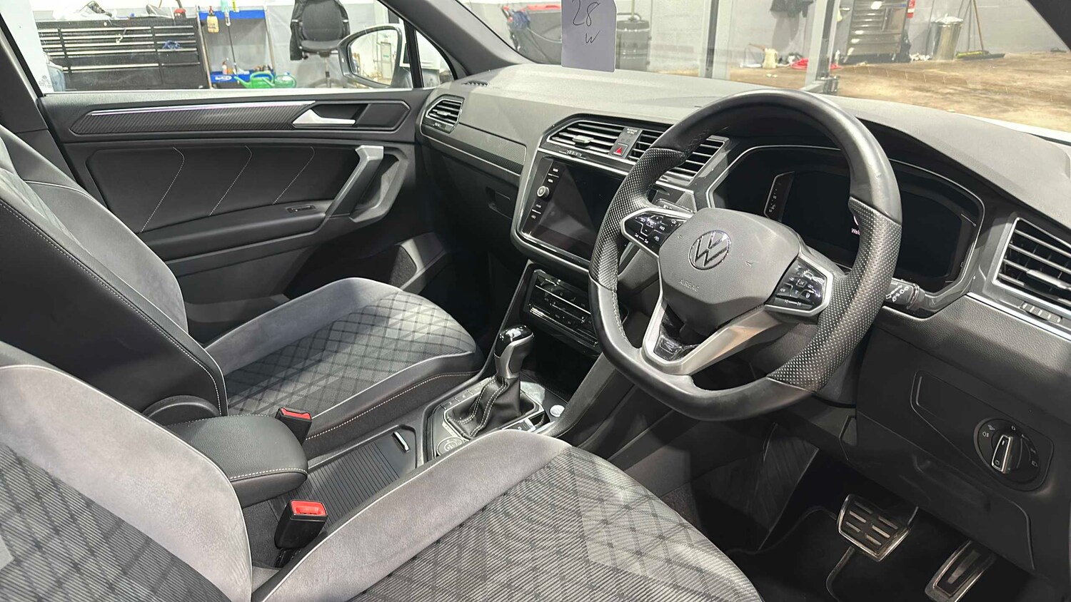 Used Volkswagen Tiguan 2020 for sale - 77859222: Photo 8