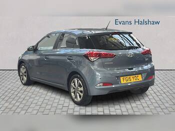 Used Hyundai i20 2015 for sale - 79702605: Photo