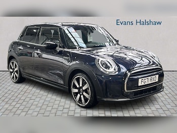 Used MINI Hatch 2021 for sale - 77913696: Photo