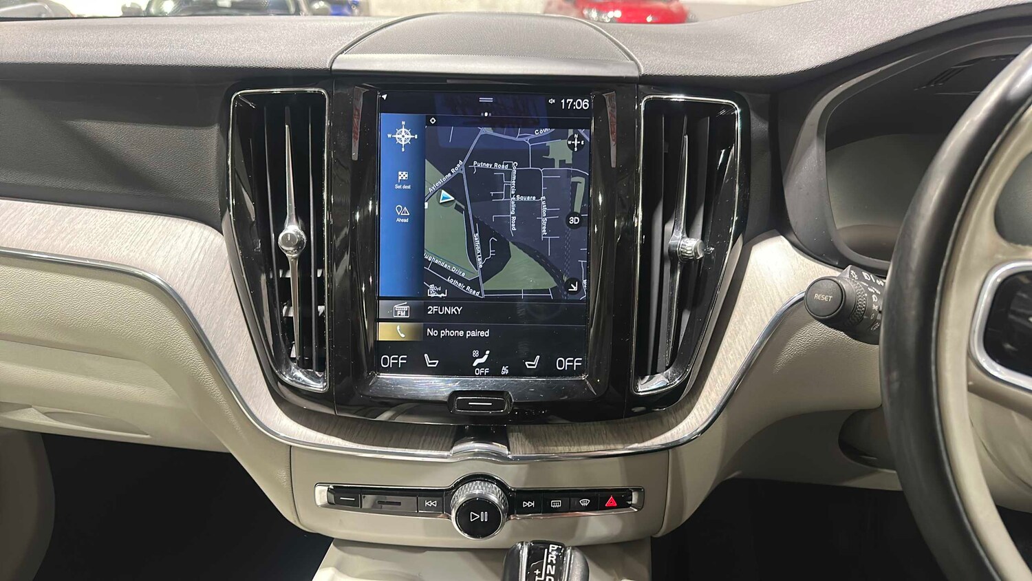 Used Volvo XC60 for sale - 77862660: Photo 11