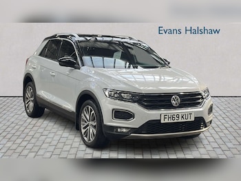 Used Volkswagen T-Roc 2020 for sale - 78247847: Photo