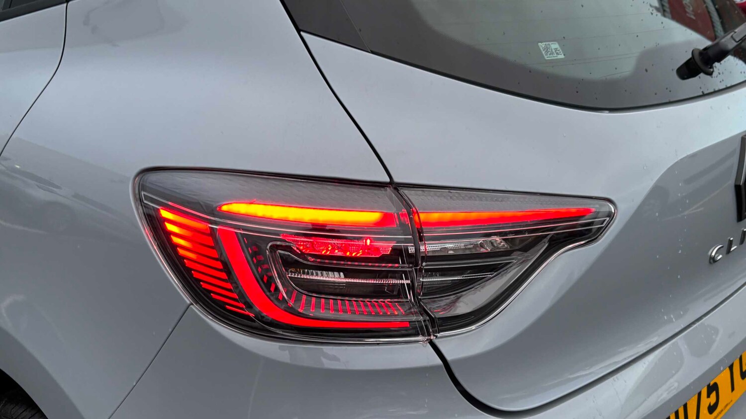 Used Renault Clio 2025 for sale - 77860806: Photo 13