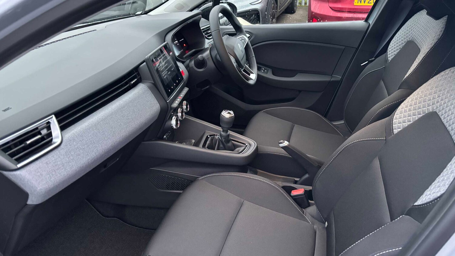 Used Renault Clio 2025 for sale - 77860806: Photo 19