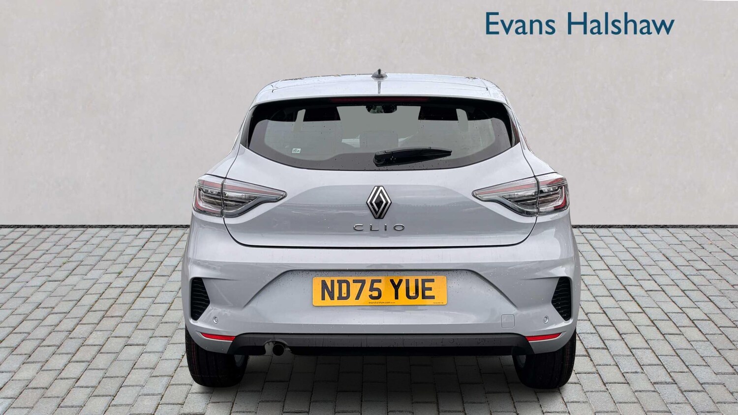 Used Renault Clio 2025 for sale - 77860806: Photo 6