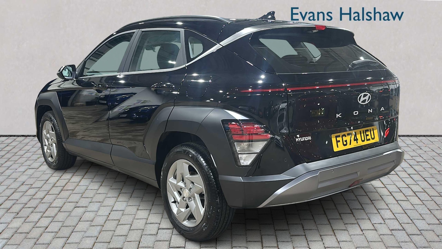 Used Hyundai KONA 2024 for sale - 77858278: Photo 2