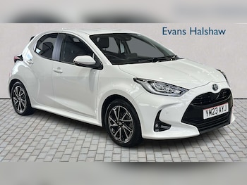 Used Toyota Yaris 2023 for sale - 78812640: Photo