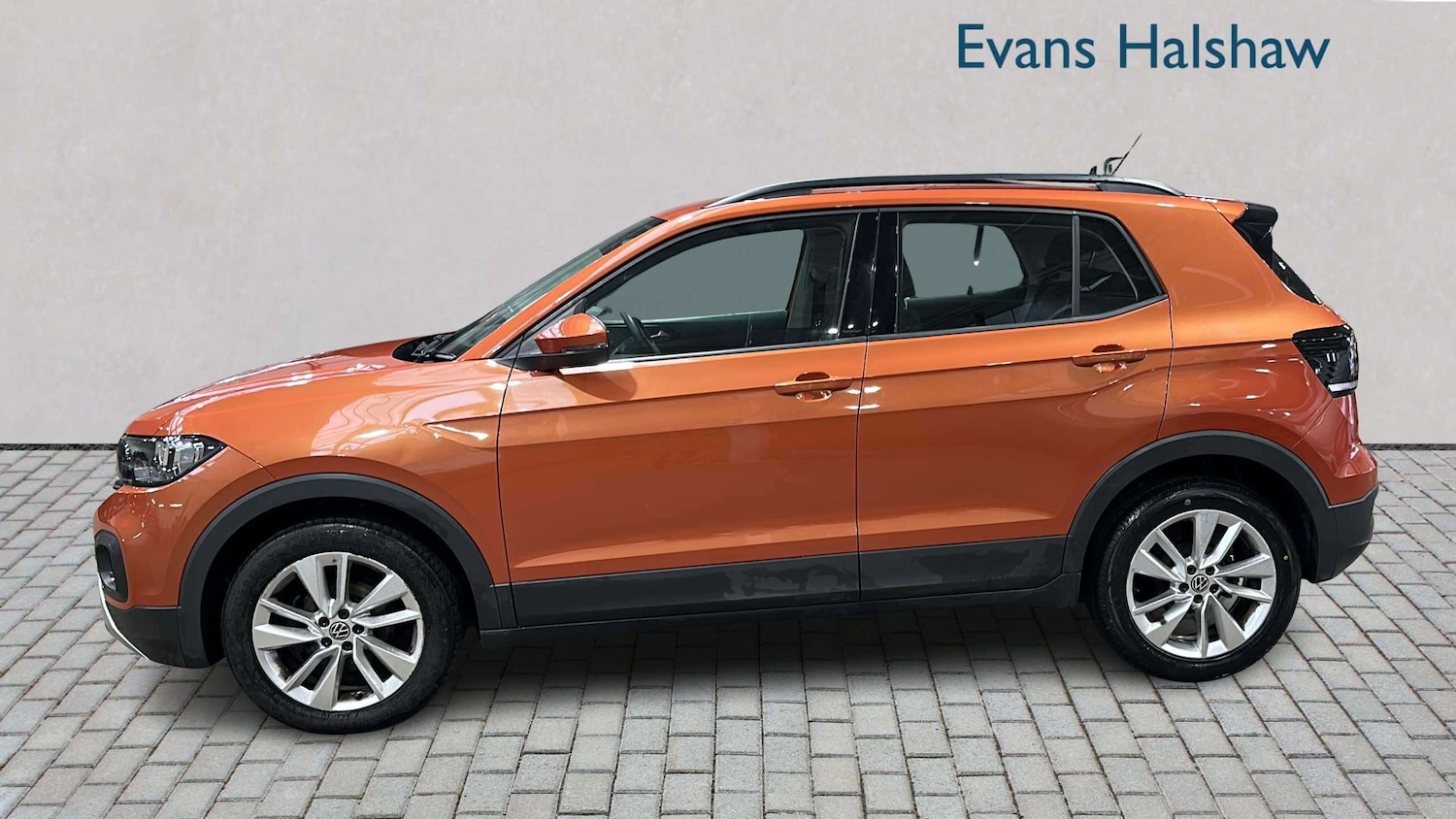 Used Volkswagen T-Cross 2022 for sale - 77858199: Photo 3