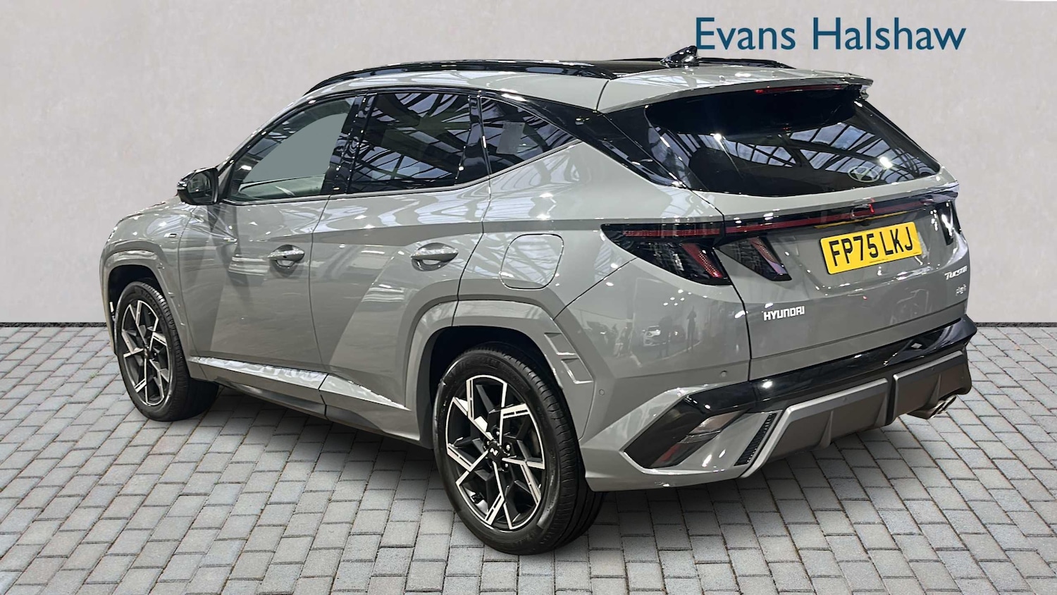 Used Hyundai TUCSON for sale - 77859357: Photo 2