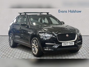 Used Jaguar F-Pace 2017 for sale - 79027802: Photo