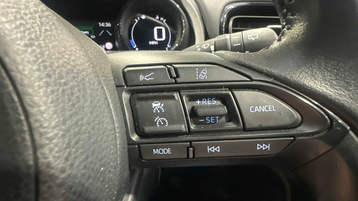 Used Toyota Yaris 2022 for sale - 77858089: Photo 15