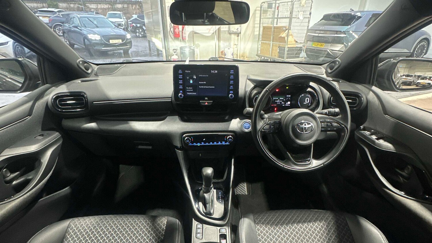 Used Toyota Yaris 2022 for sale - 77858089: Photo 9