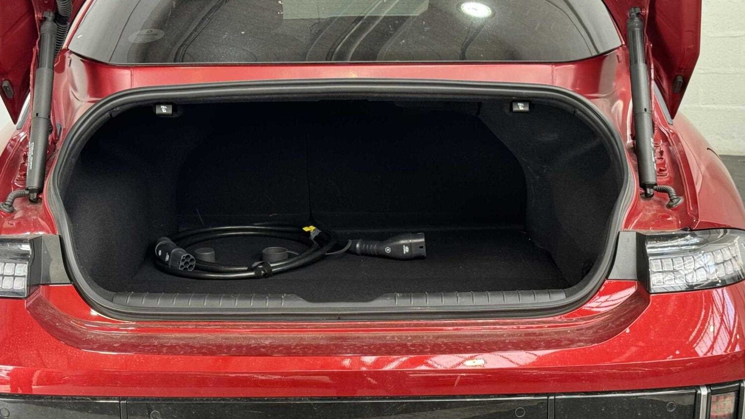 Used Hyundai IONIQ 6 2024 for sale - 77857403: Photo 30