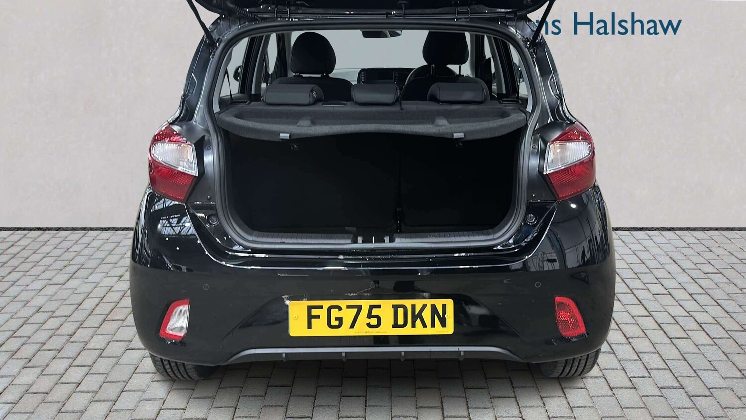 Used Hyundai i10 for sale - 77859930: Photo 7