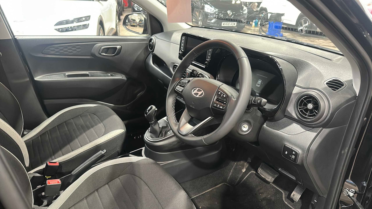 Used Hyundai i10 for sale - 77859930: Photo 8