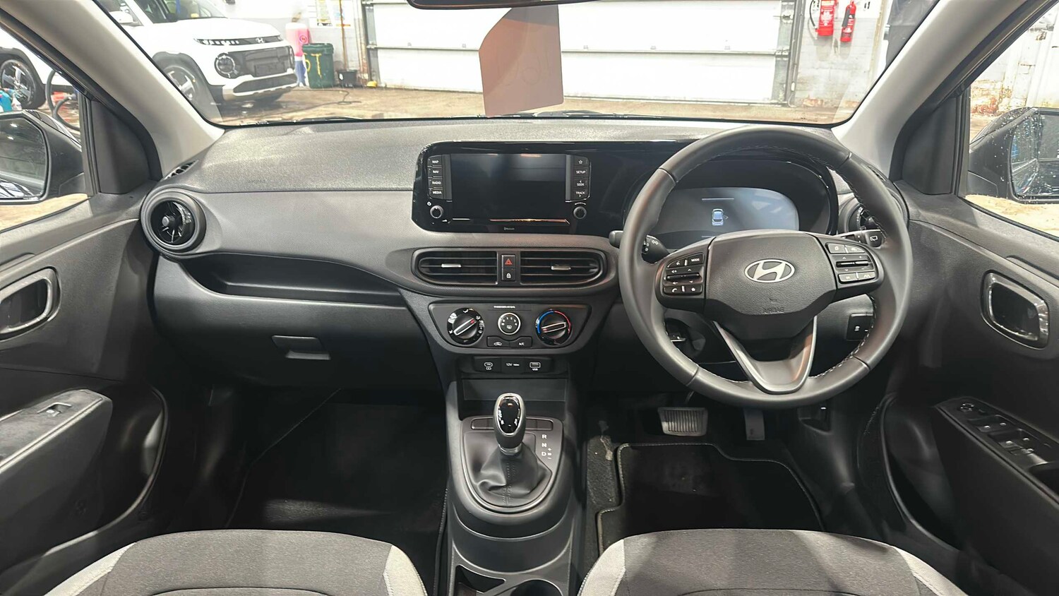 Used Hyundai i10 for sale - 77859930: Photo 9