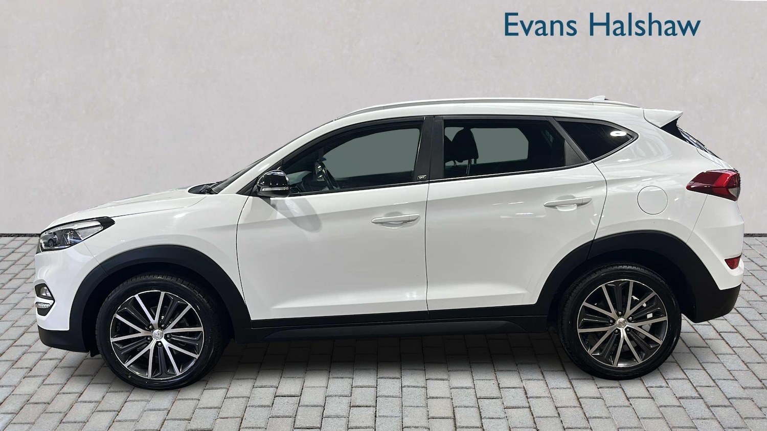 Used Hyundai TUCSON for sale - 77861502: Photo 3