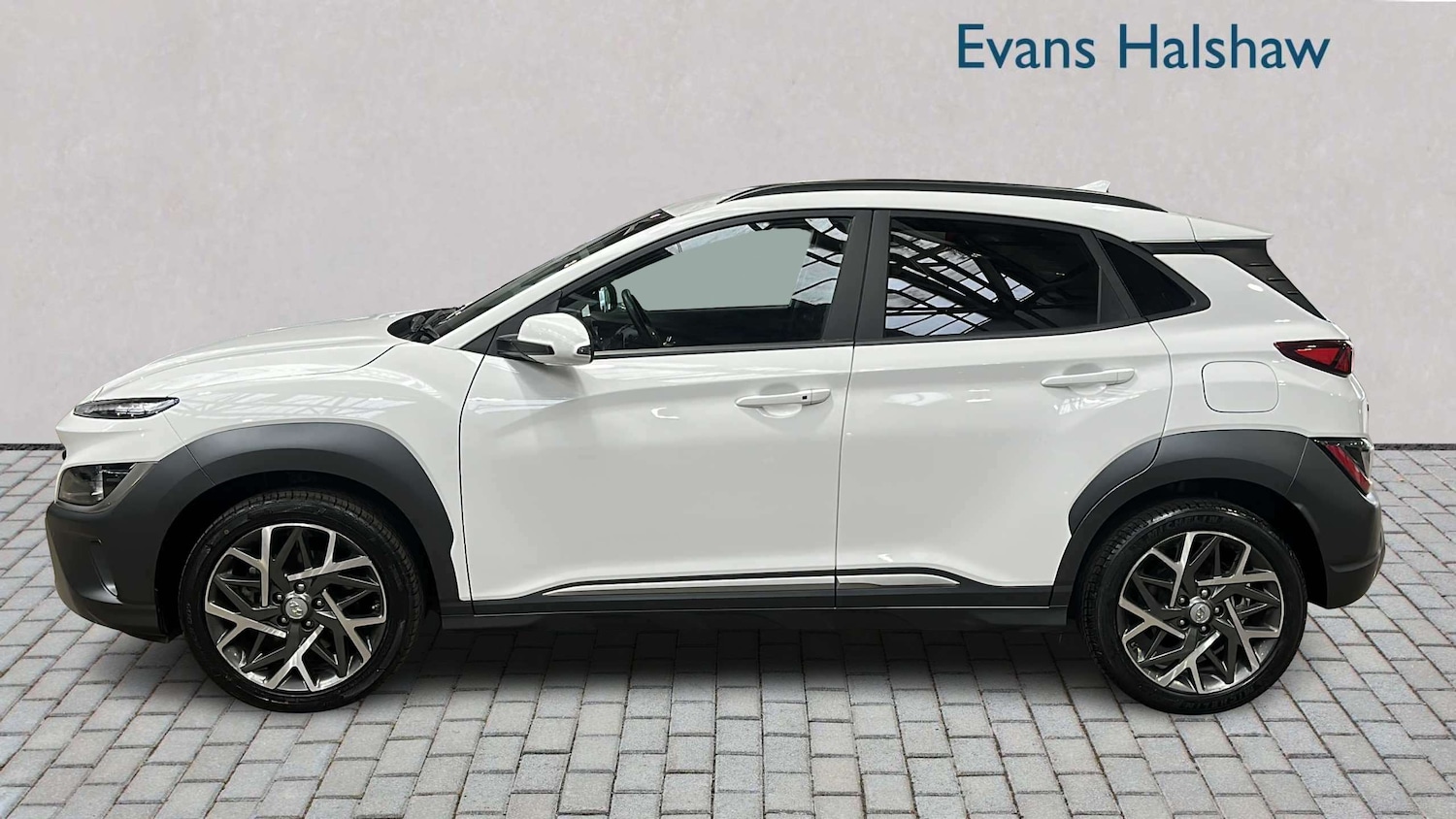 Used Hyundai KONA 2023 for sale - 78187830: Photo 3