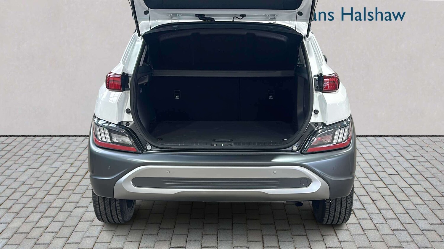 Used Hyundai KONA 2023 for sale - 78187830: Photo 7