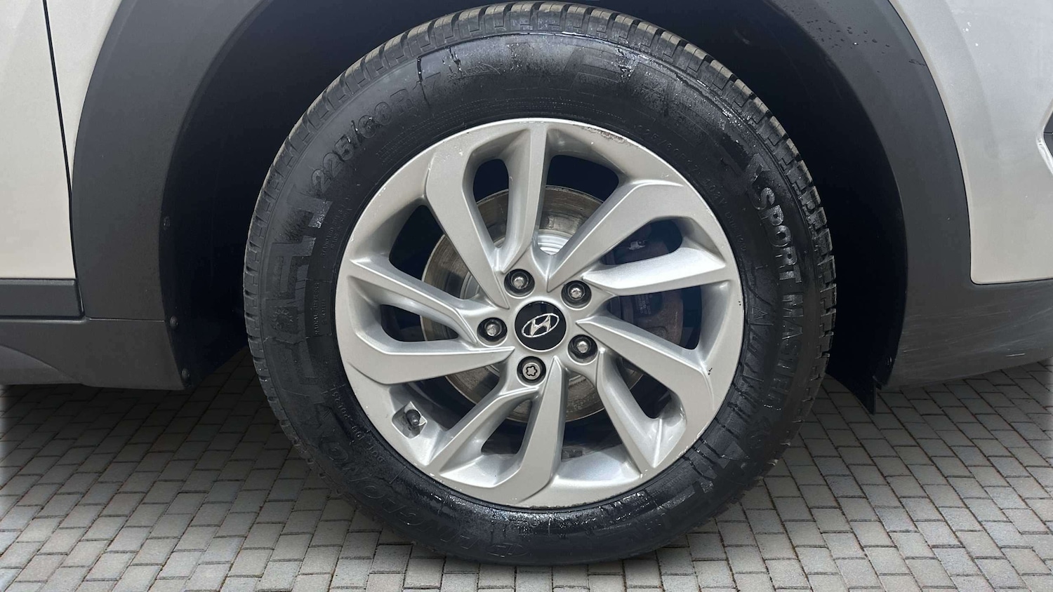 Used Hyundai TUCSON for sale - 77860868: Photo 6