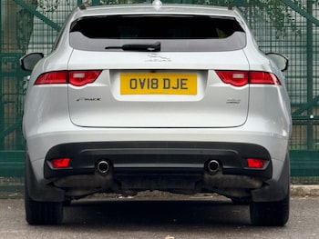 Used Jaguar F-Pace 2018 for sale - 76454594: Photo