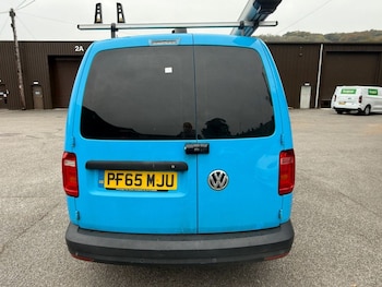 Used Volkswagen Caddy Maxi 2015 for sale - 76672544: Photo