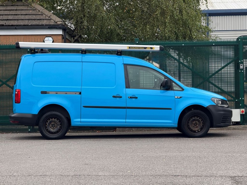 Used Volkswagen Caddy Maxi 2015 for sale - 76672544: Photo 5