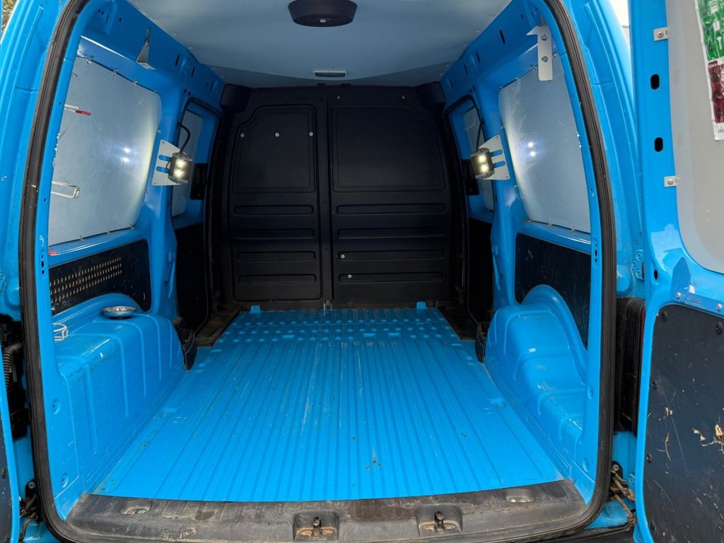 Used Volkswagen Caddy Maxi 2015 for sale - 76672544: Photo 7