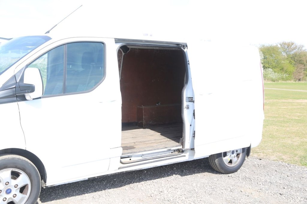 Used Ford Transit Custom 2016 for sale - 77904658: Photo 5