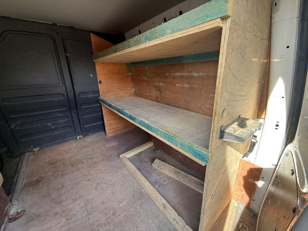 Used Volkswagen Caddy 2014 for sale - 76092721: Photo 15