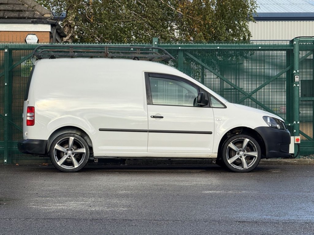 Used Volkswagen Caddy 2014 for sale - 76092721: Photo 2