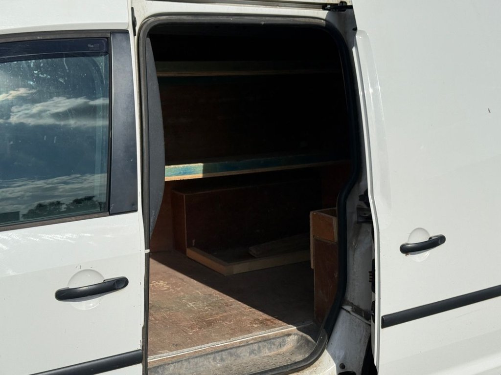 Used Volkswagen Caddy 2014 for sale - 76092721: Photo 30