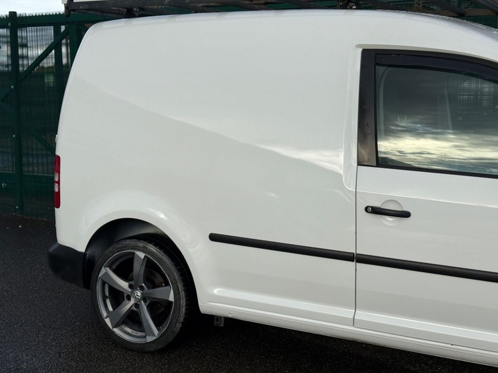 Used Volkswagen Caddy 2014 for sale - 76092721: Photo 6